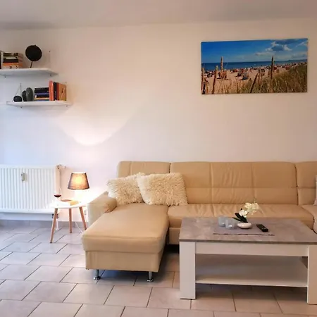 Daire Strandlaeufer Usedom Im Gruenen Ruhig Terrasse Parkplatz Karlshagen