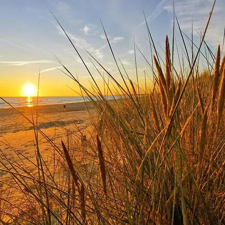 Strandlaeufer Usedom Im Gruenen Ruhig Terrasse Parkplatz Karlshagen